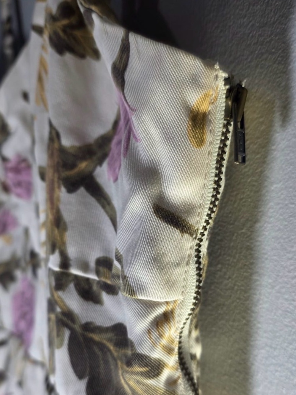 Aritzia WILFRED Vintage Floral Corset Mini Dress Size 4 - Picture 10 of 12